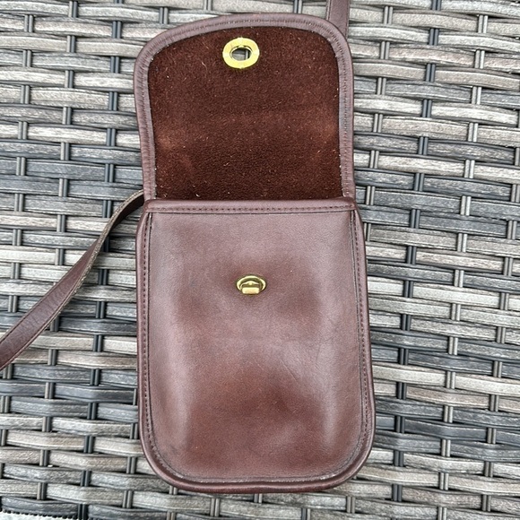 COACH Vintage Small Sidepack - Brown Leather/Brass - Picture 8 of 16